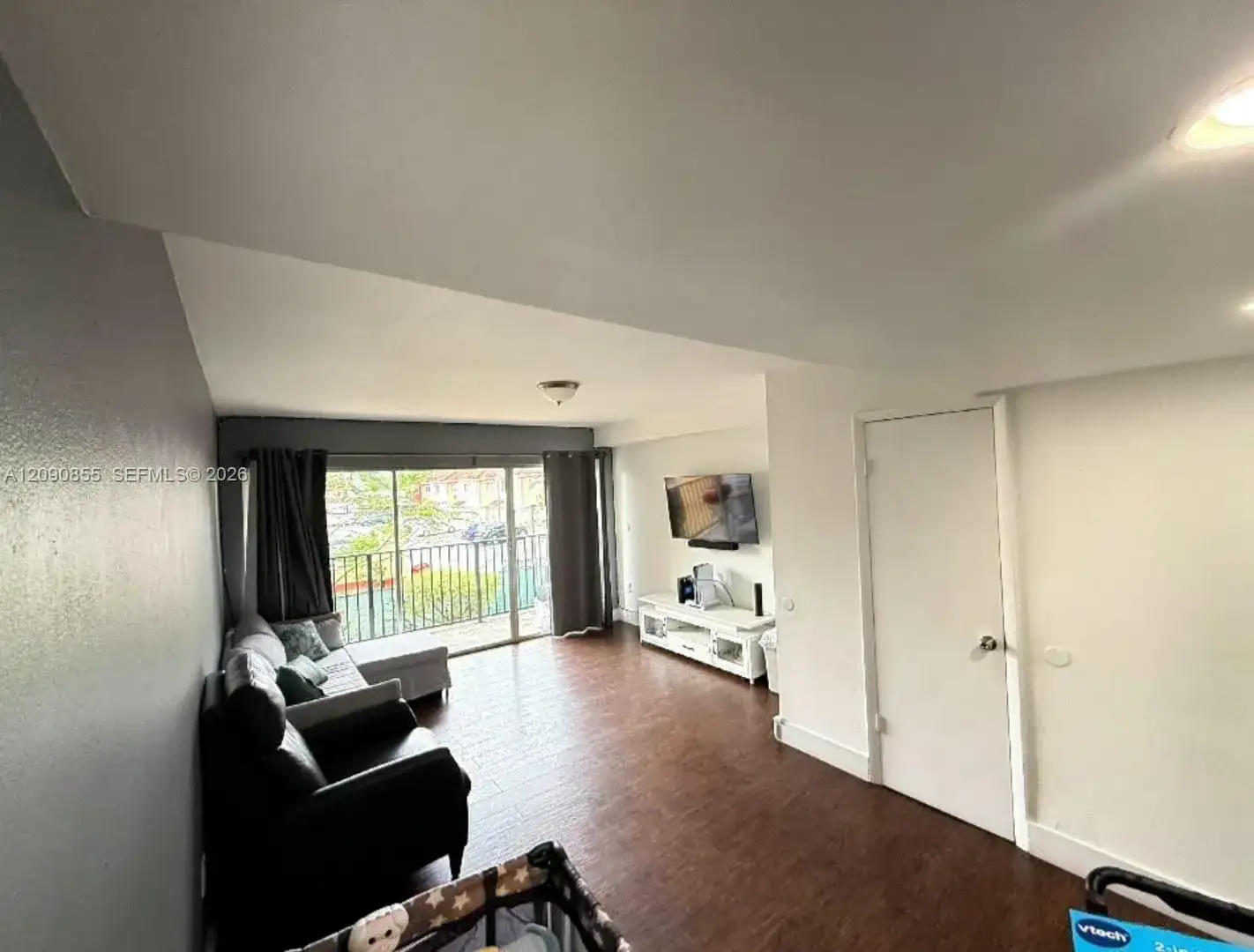 231 NW 109th Ave # 209, Miami FL 33172 photo 2