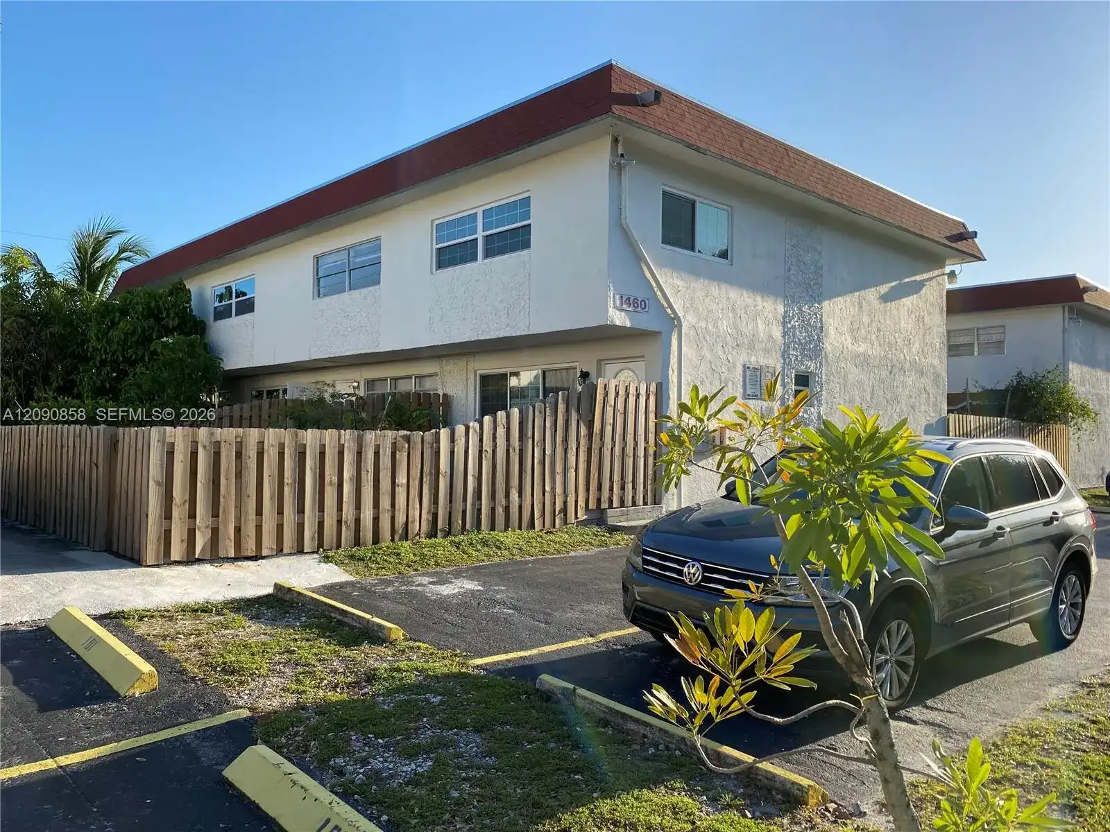 1460 NE 151st St # 102, Miami FL 33162