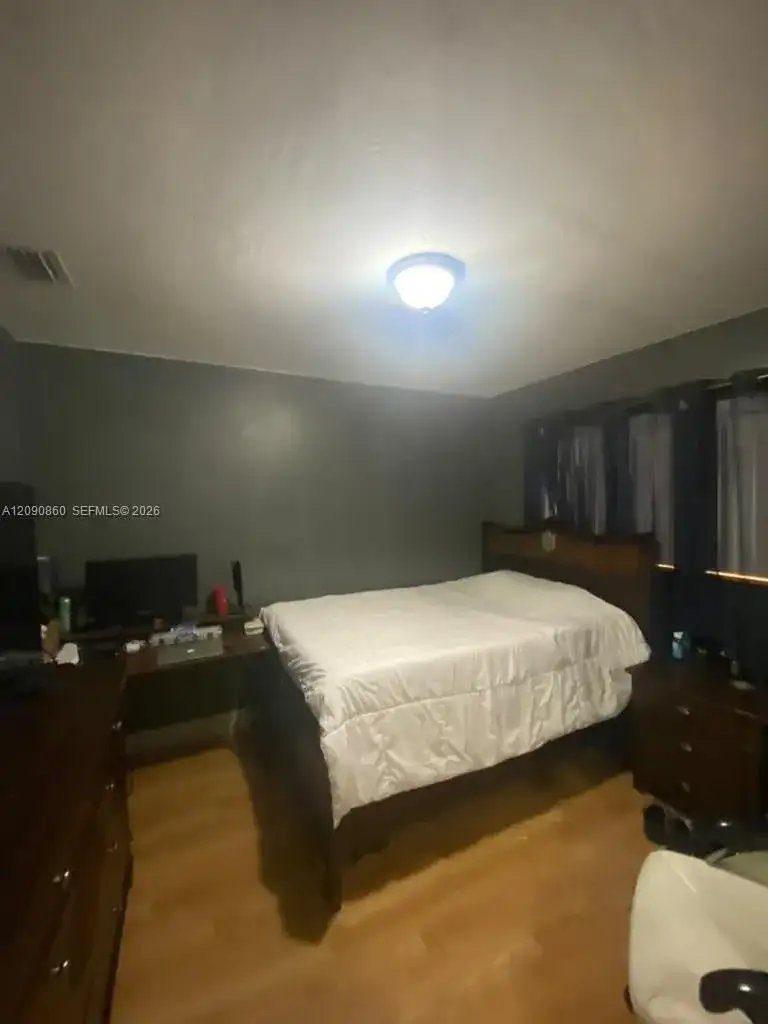 10665 SW 6 St, Miami FL 33174 photo 3