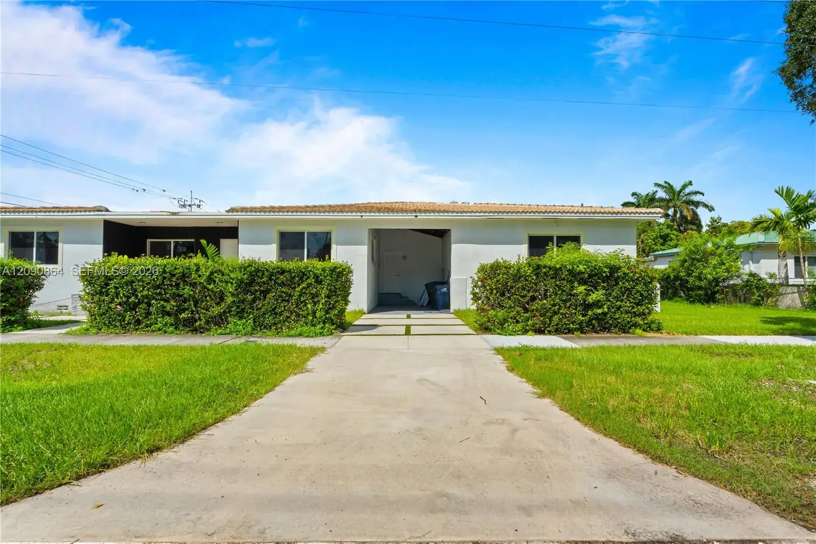 580 Lee Dr, Miami Springs FL 33166 photo 4