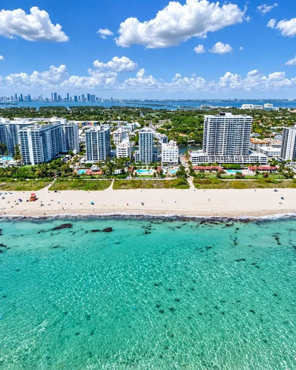 2457 Collins Ave # 202, Miami Beach FL 33140 photo 2