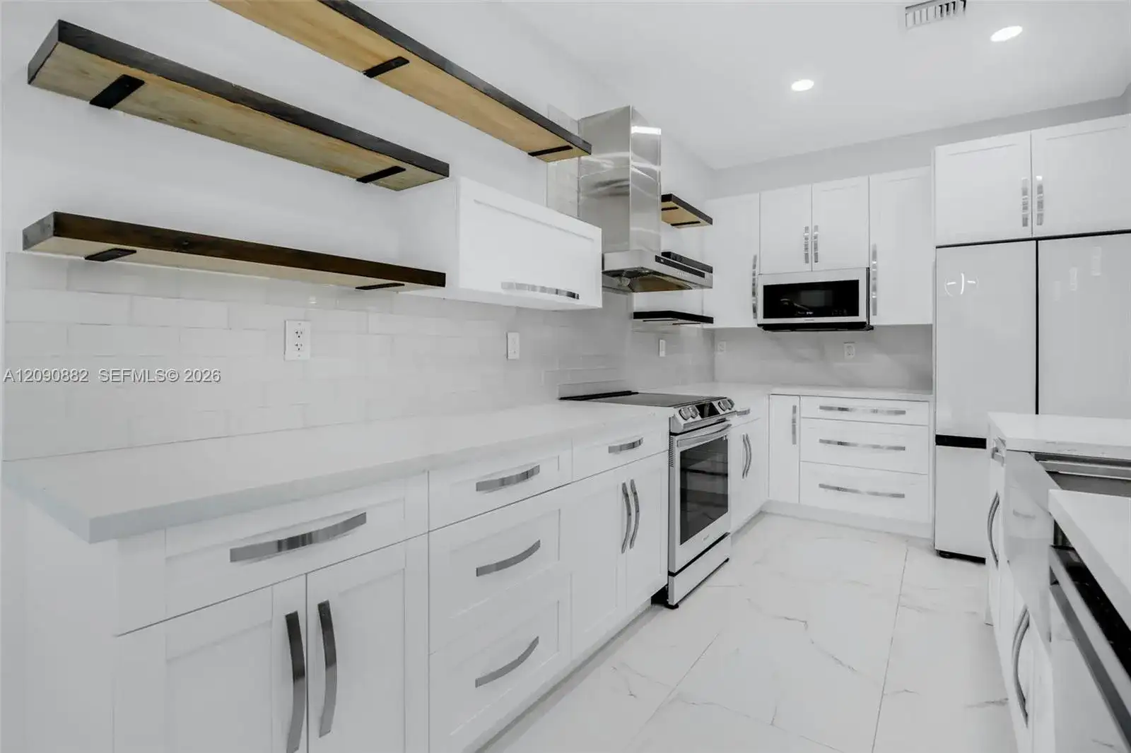 19373 Stonebrook St, Weston FL 33332 photo 4
