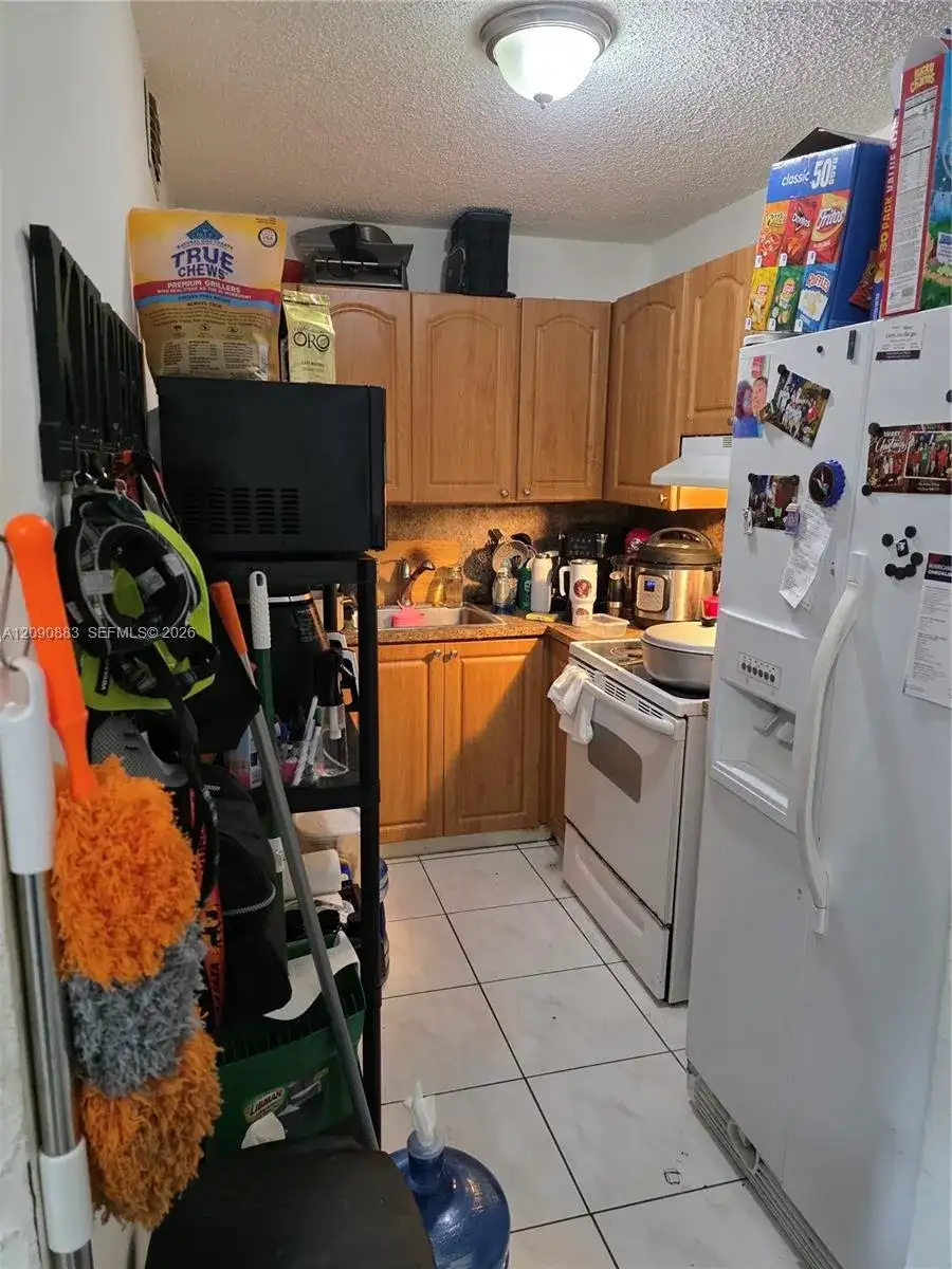 2565 W 56th St # 206, Hialeah FL 33016 photo 5