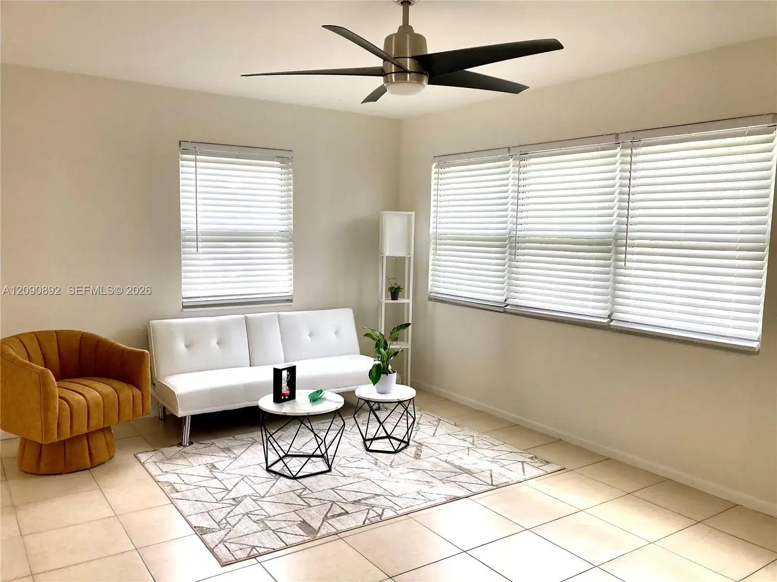 622 Avenida Hermosa, West Palm Beach FL 33405 photo 4