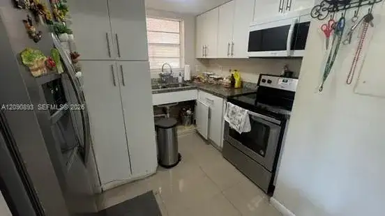 8850 Fontainebleau Blvd # 203, Miami FL 33172 photo 5