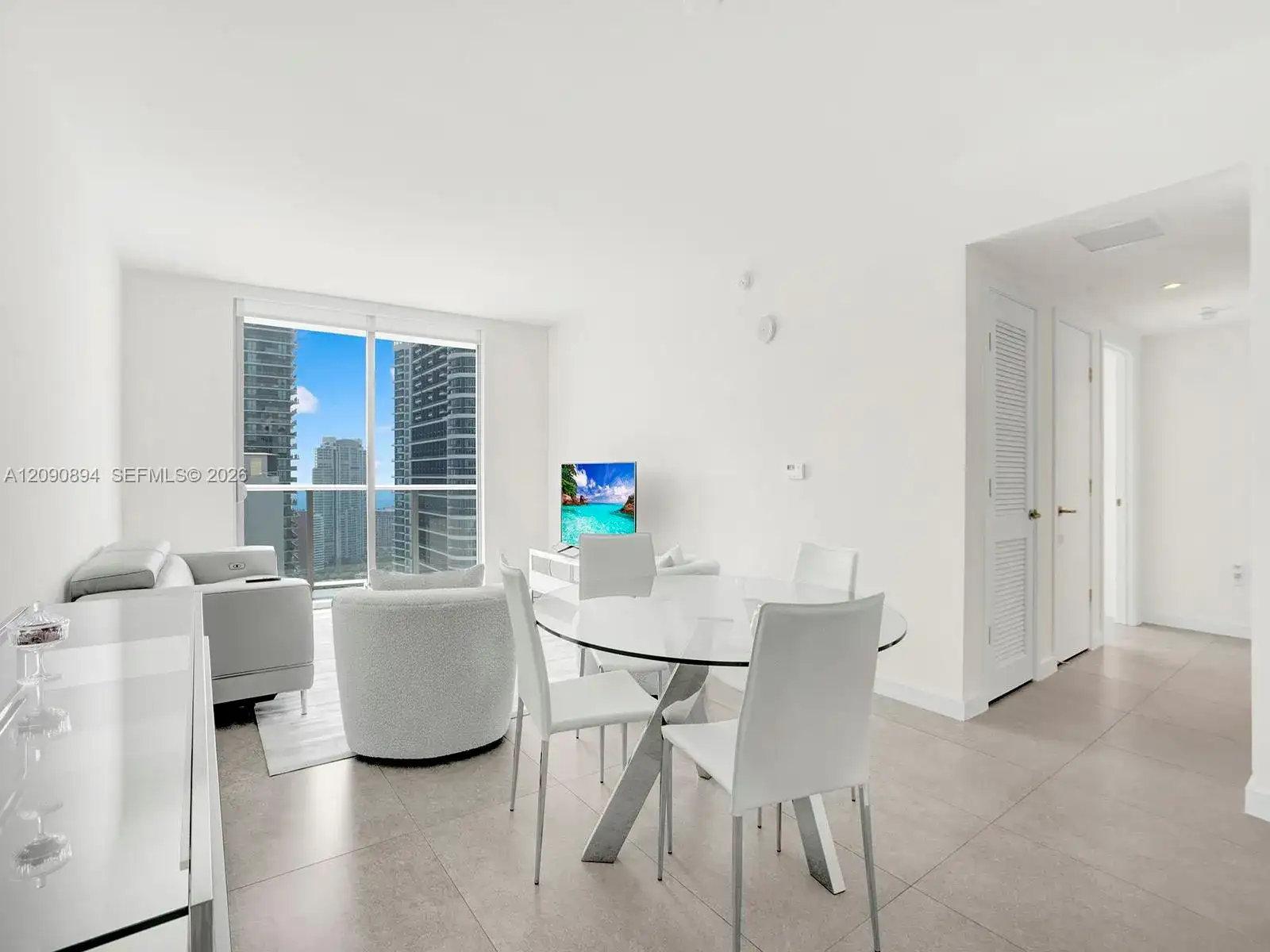 1100 S Miami Ave # 3704, Miami FL 33130 photo 5