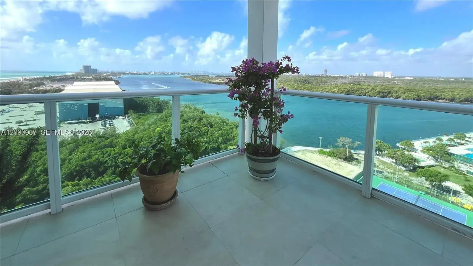 100 Bayview Dr # 1827, Sunny Isles Beach FL 33160