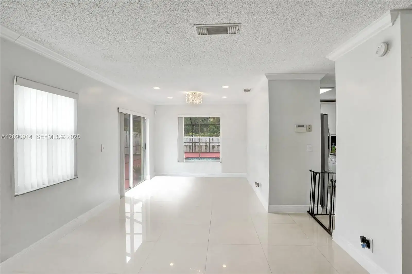 3367 Bonito Ln, Margate FL 33063 photo 4
