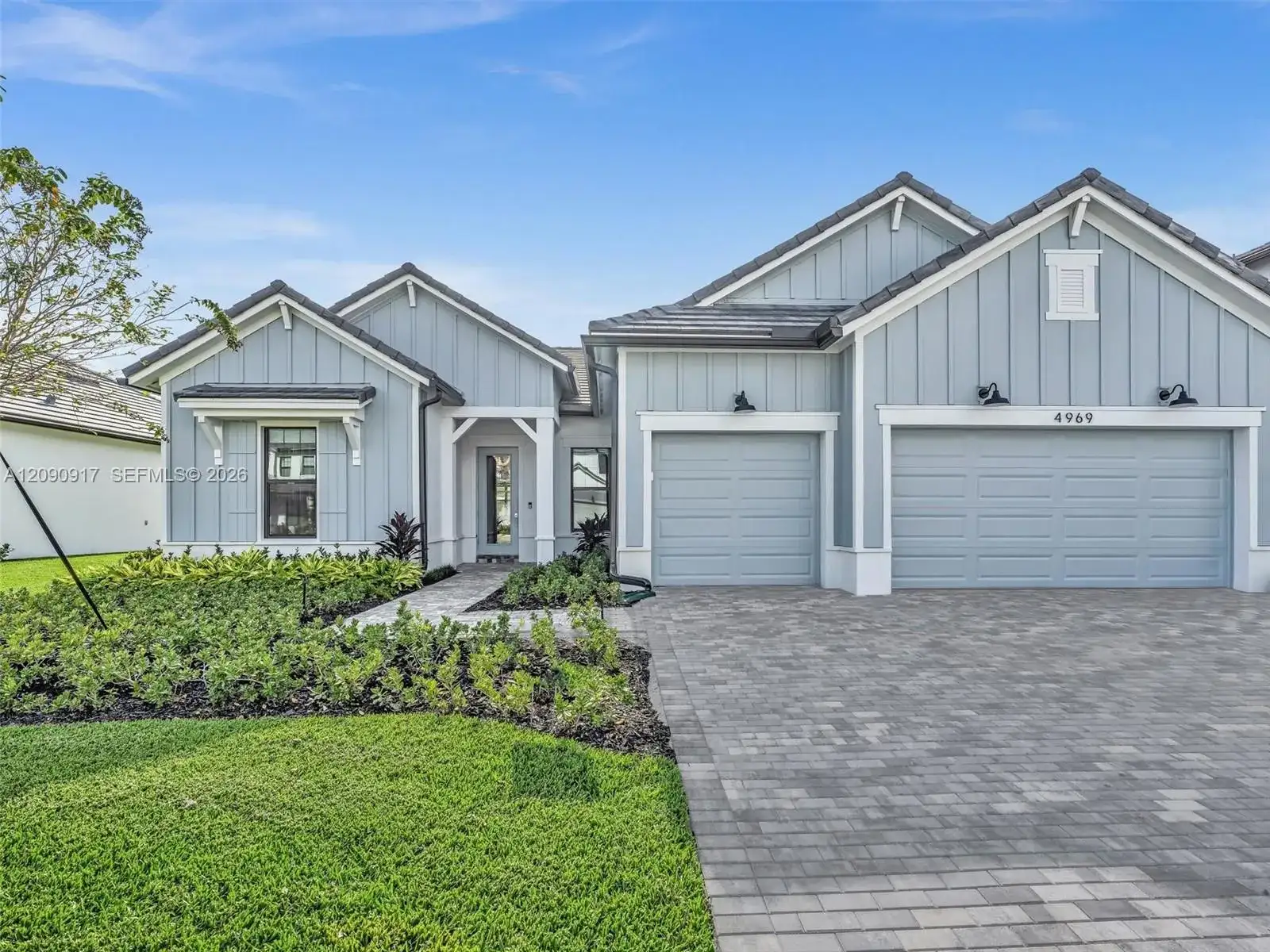 4969 Naugle Way, Davie FL 33328 photo 2