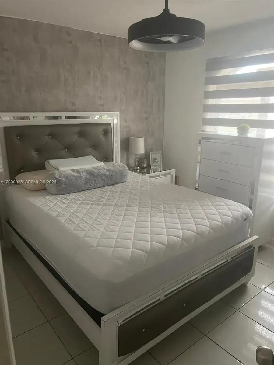 10071 NW 127 terrace, Hialeah Gardens FL 33018 photo 5