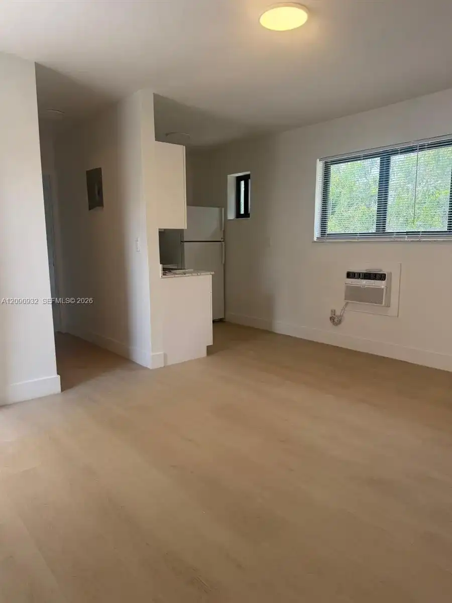 7535 NE 2nd Ct # 3, Miami FL 33138