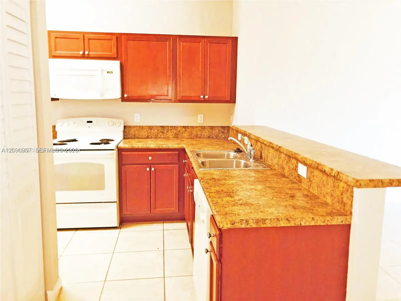 2884 SE 2nd Dr # 2, Homestead FL 33033 photo 5