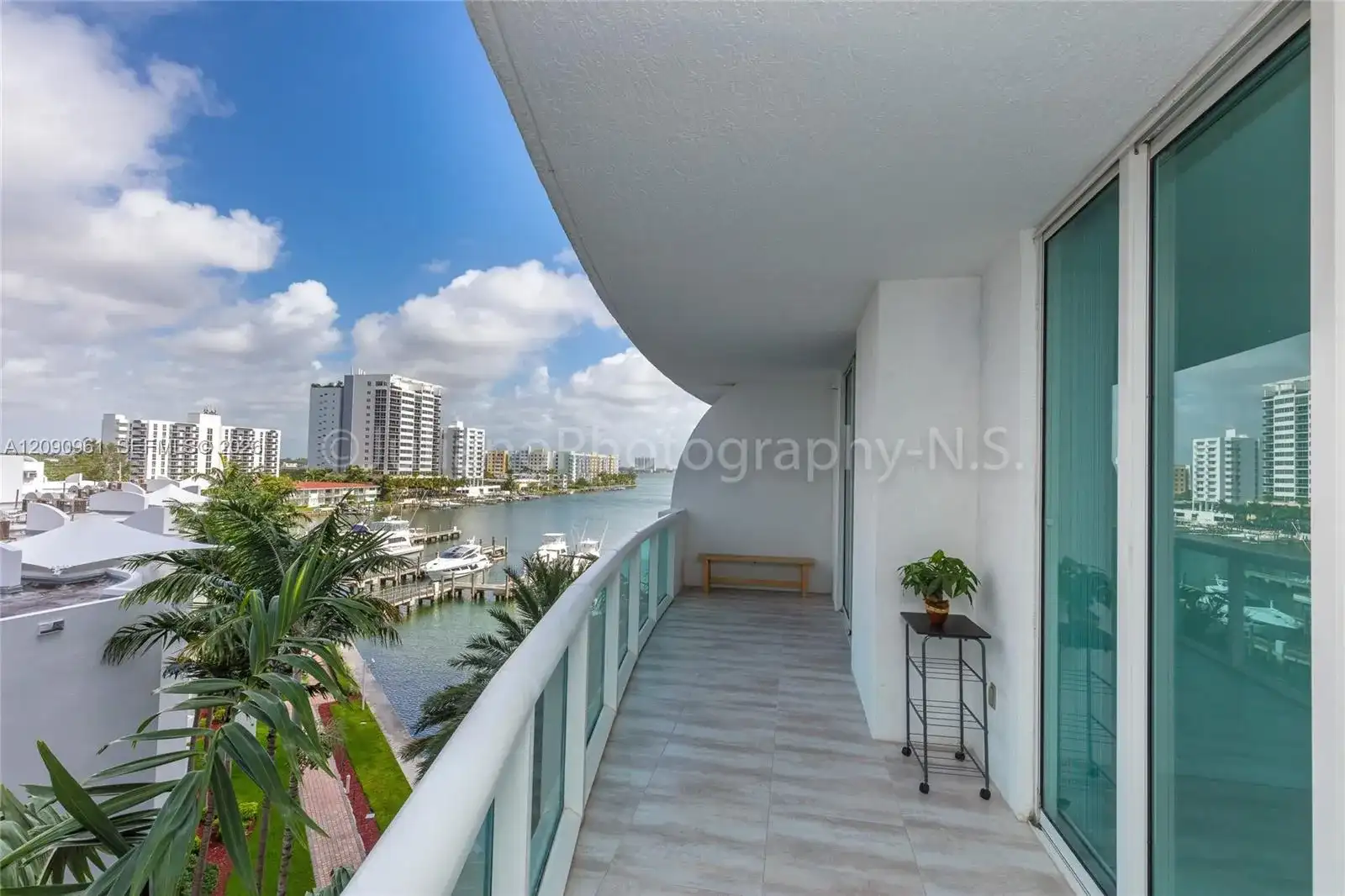 7910 Harbor Island Dr # 507, North Bay Village FL 33141