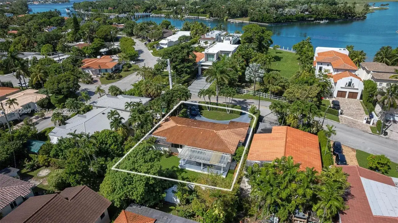 9217 Bay Dr, Surfside FL 33154 photo 3