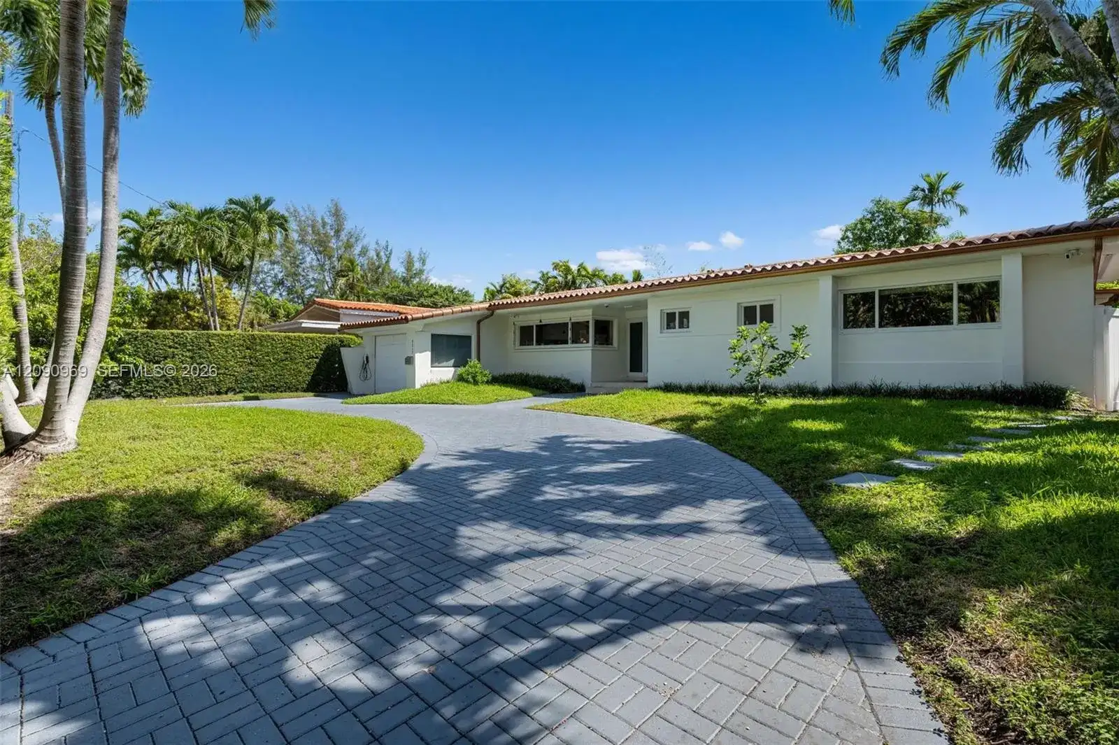 9217 Bay Dr, Surfside FL 33154 photo 5