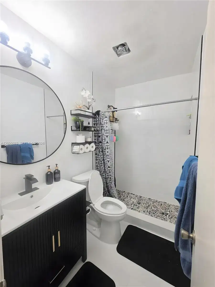 2151 NE 68th St # 209, Fort Lauderdale FL 33308 photo 4