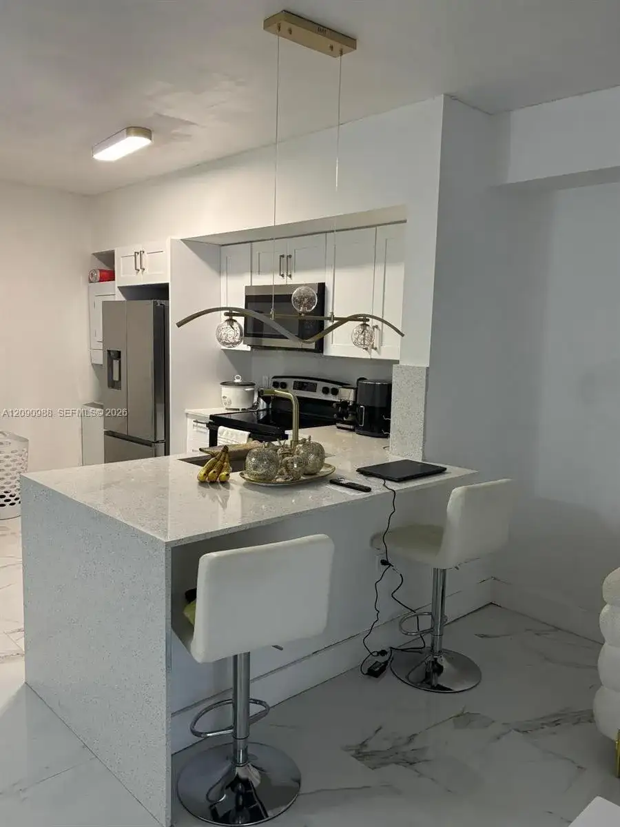 5077 NW 7th St # 912, Miami FL 33126 photo 4
