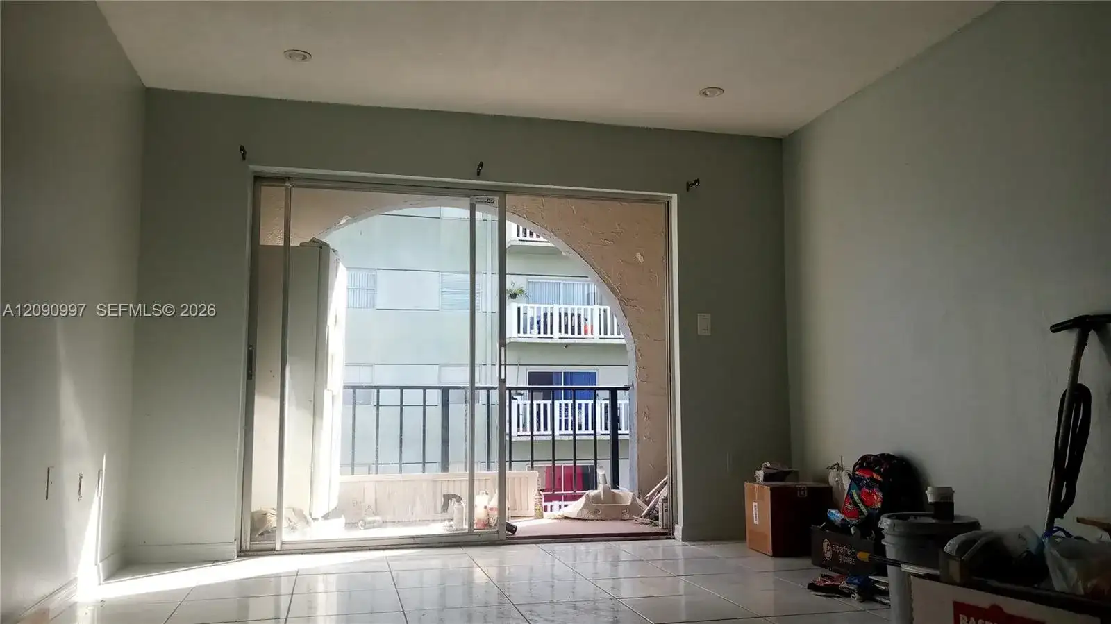 300 W 74th Pl # 303, Hialeah FL 33014 photo 3