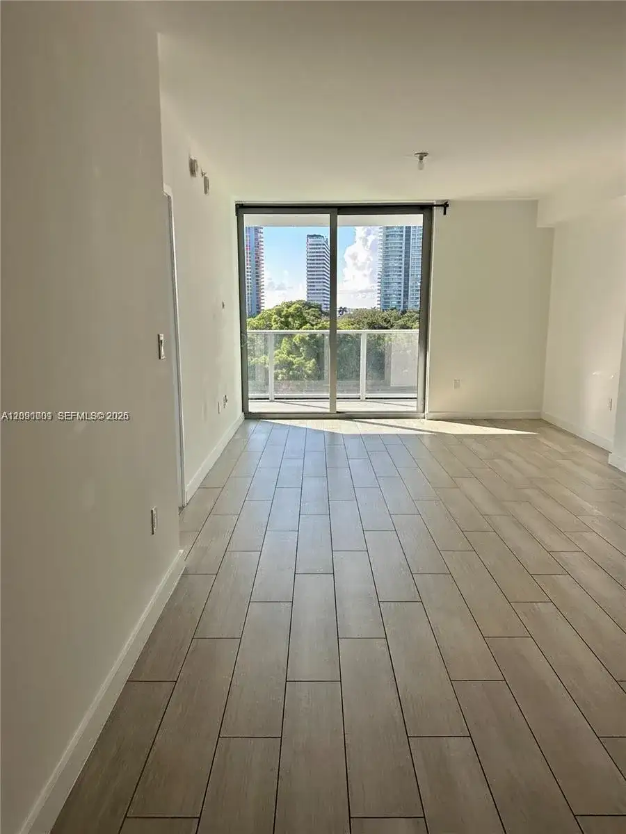 1600 SW 1st Ave # 605, Miami FL 33129 photo 5