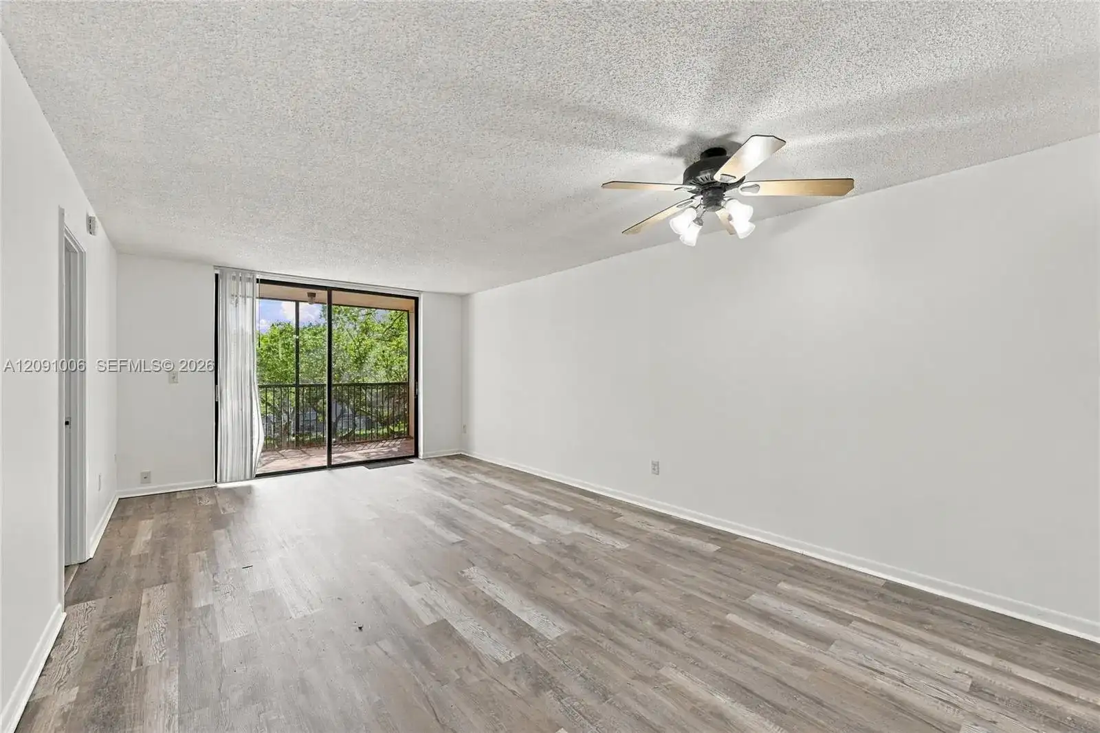 6800 Cypress Rd # 411, Plantation FL 33317 photo 5
