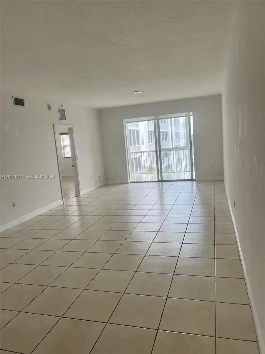 10750 NW 66th St # 401, Doral FL 33178 photo 4