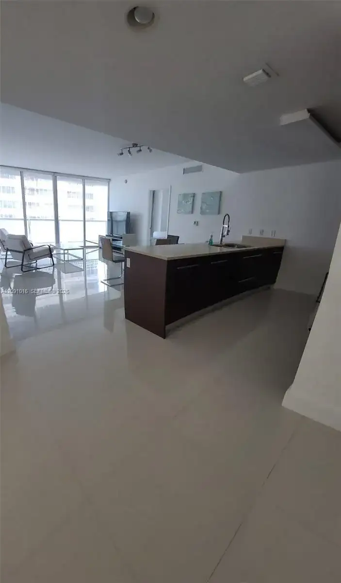 475 Brickell Ave # 3709, Miami FL 33131 photo 3