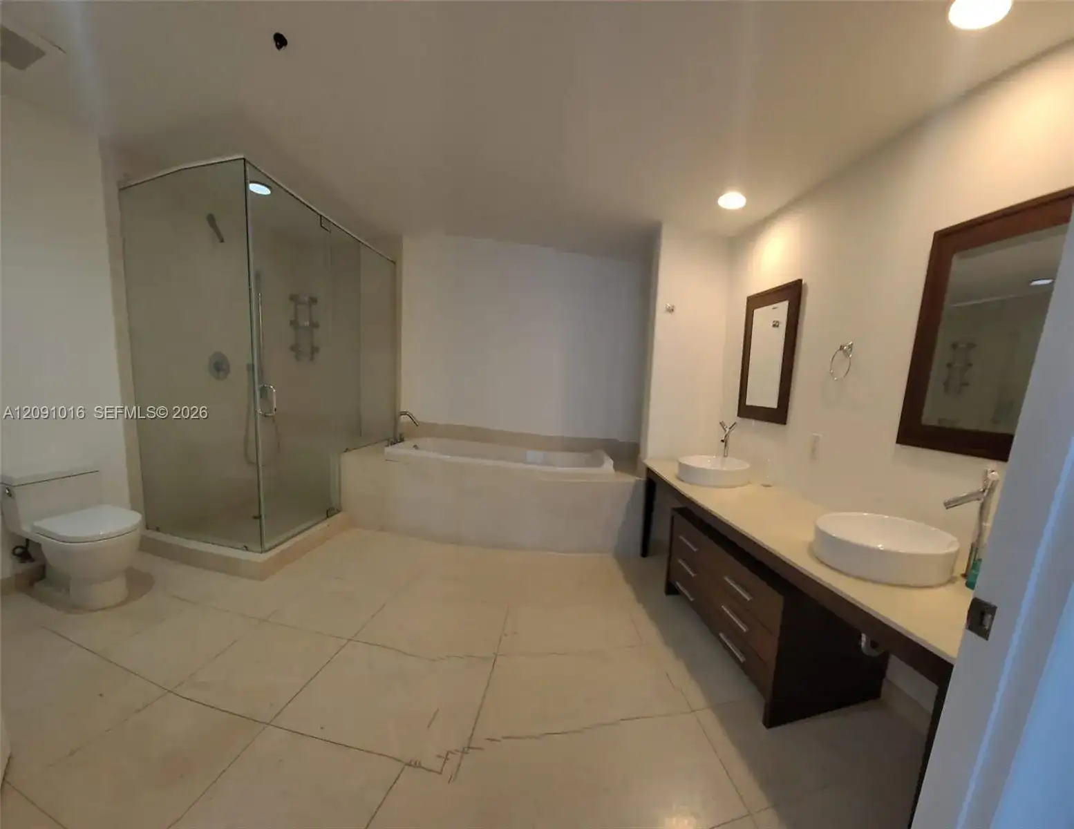 475 Brickell Ave # 3709, Miami FL 33131 photo 4
