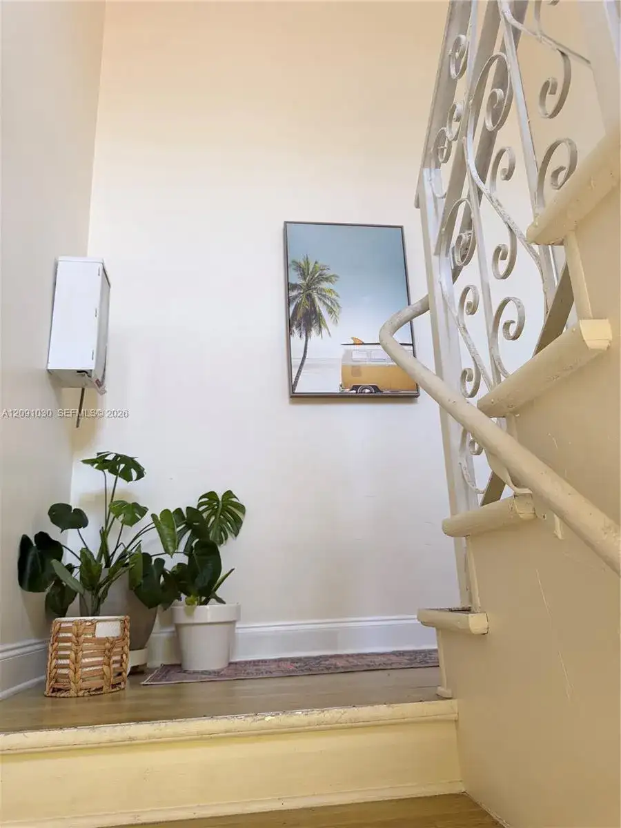 1227 Euclid Ave # 7, Miami Beach FL 33139 photo 3