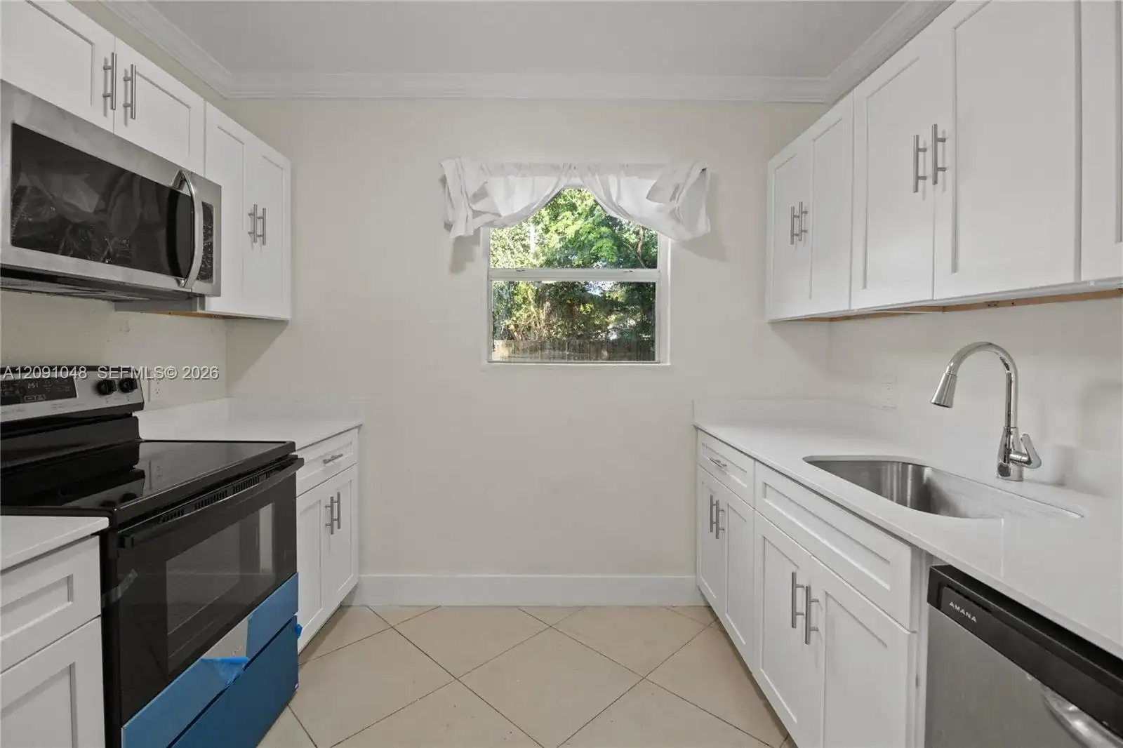 1140 NW 3rd Ave, Fort Lauderdale FL 33311 photo 3