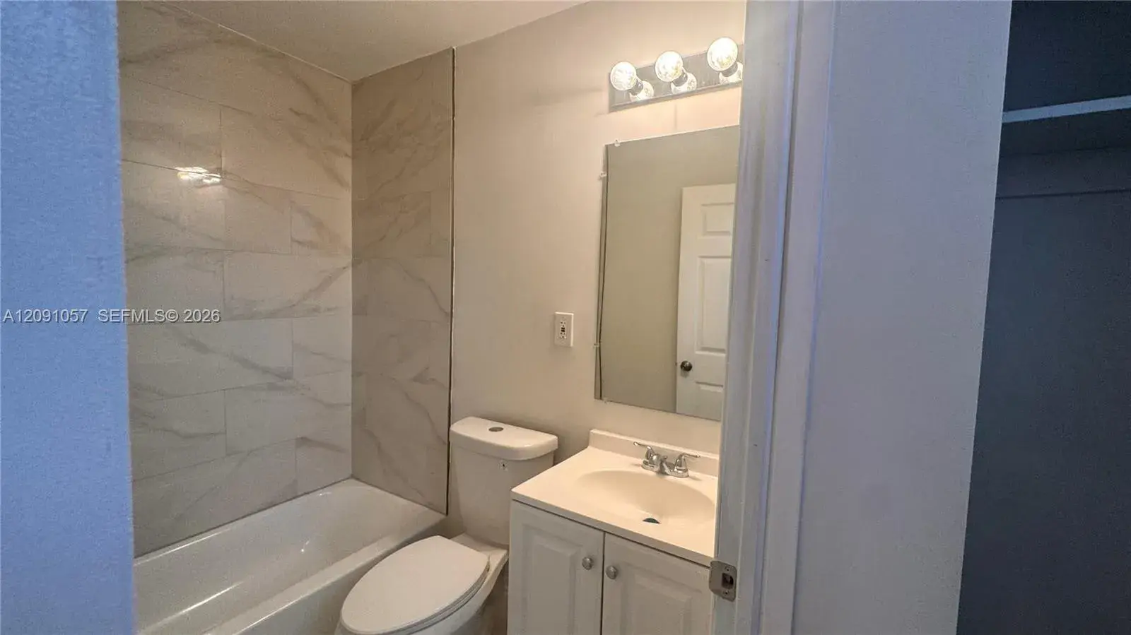 1923 Roosevelt St # 6, Hollywood FL 33020