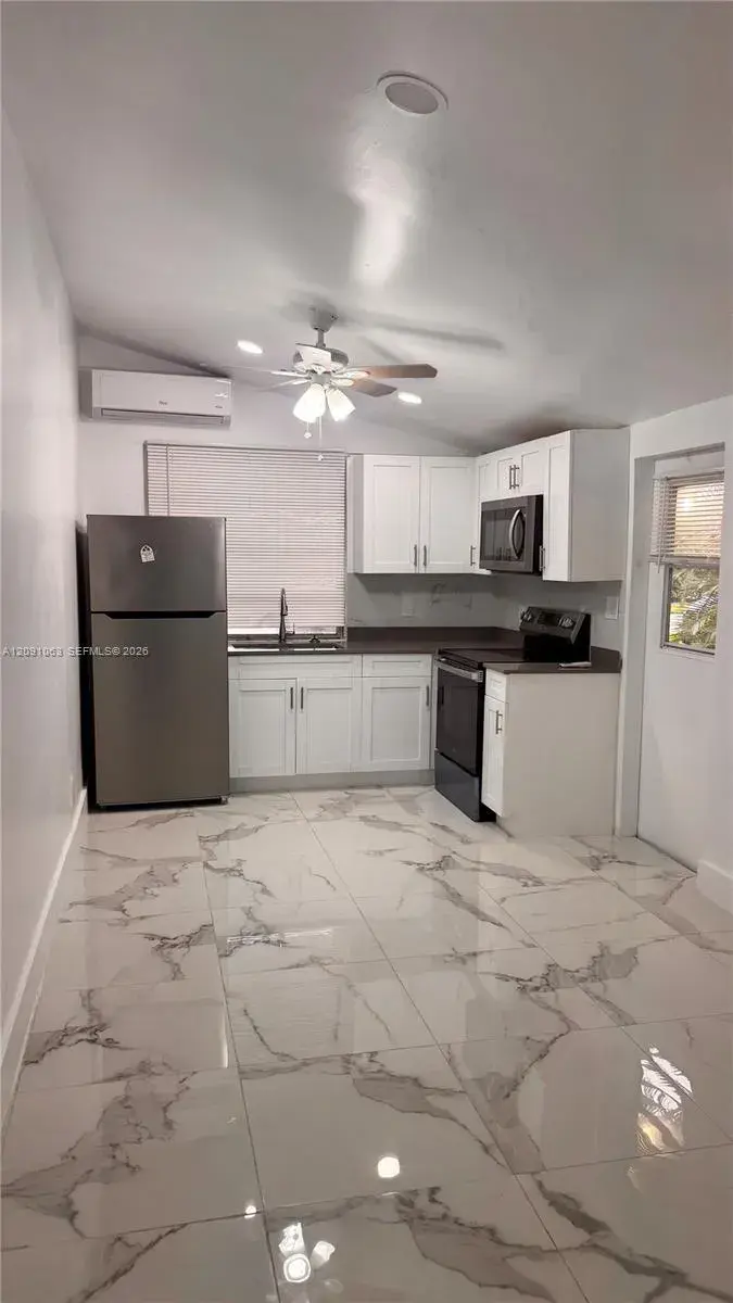 1905 Harding St # 1, Hollywood FL 33020