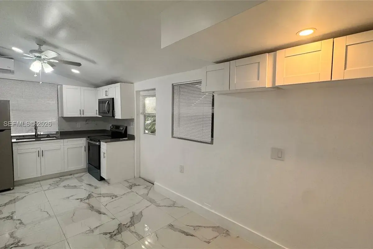 1905 Harding St # 1, Hollywood FL 33020