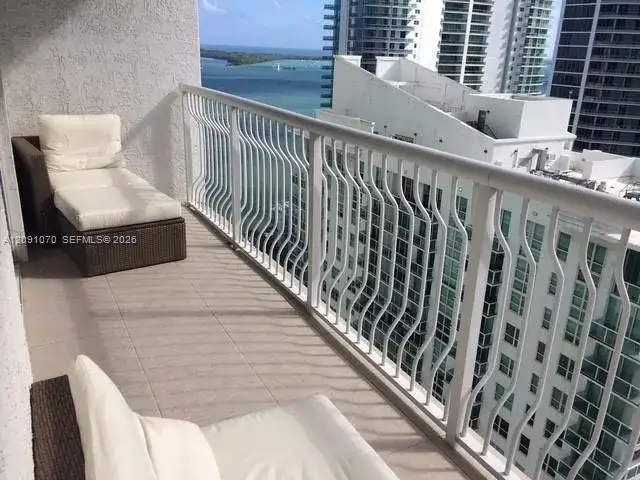 1200 Brickell Bay Dr # 3121, Miami FL 33131 photo 2