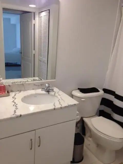 1200 Brickell Bay Dr # 3121, Miami FL 33131 photo 3