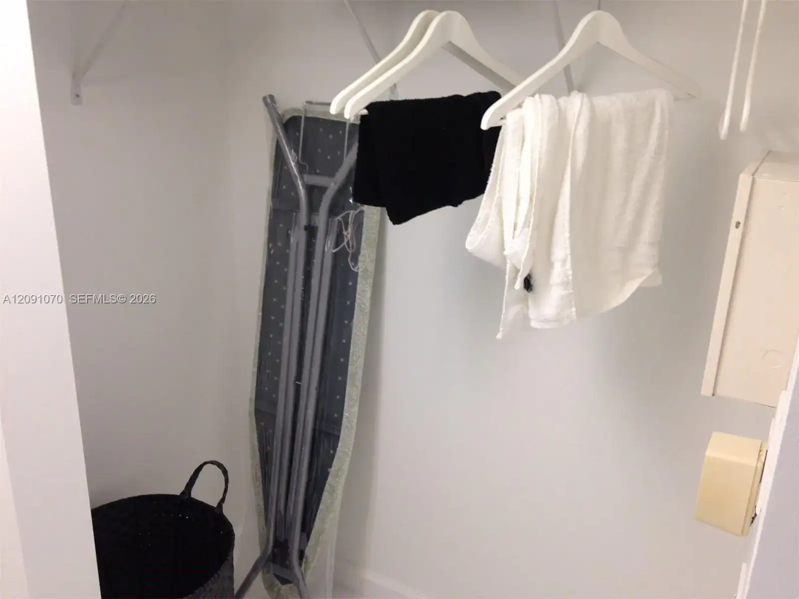 1200 Brickell Bay Dr # 3121, Miami FL 33131 photo 4