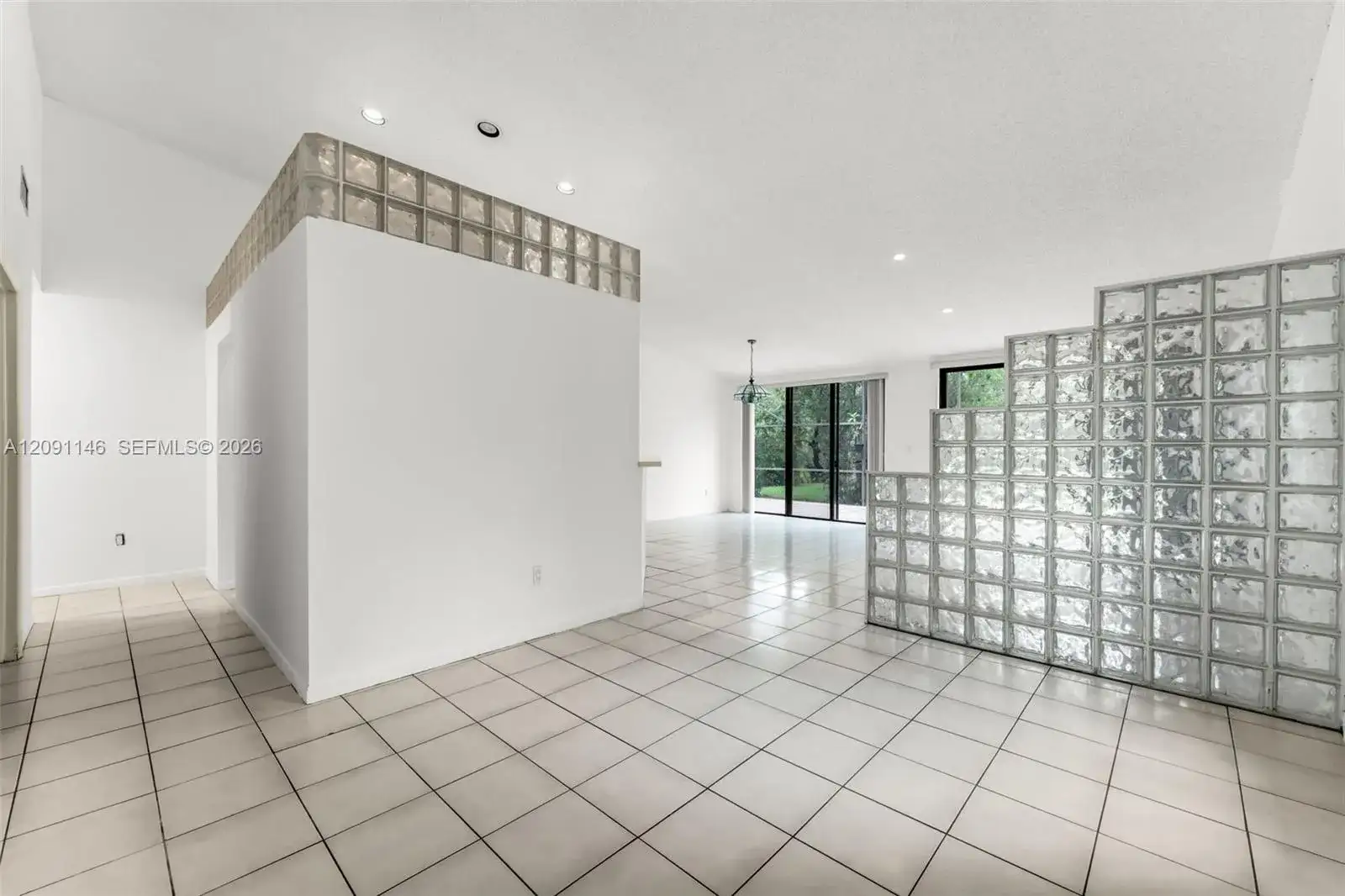 3807 Alcantara Ave # 77, Doral FL 33178 photo 2