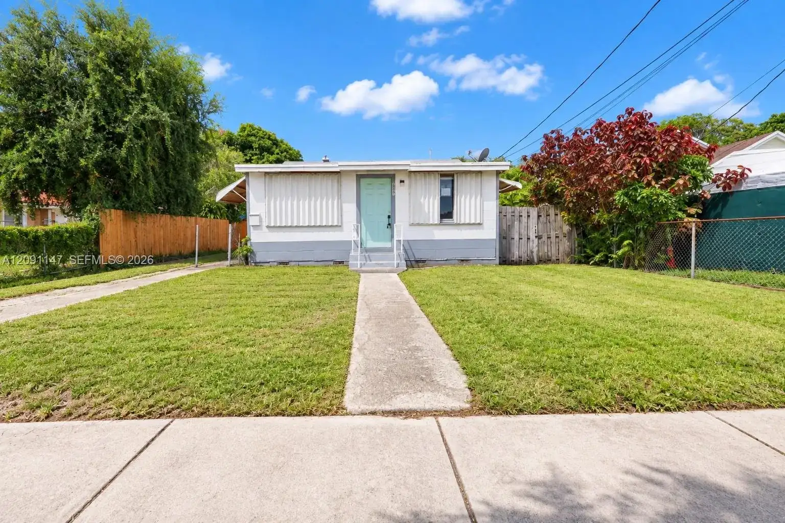 526 NW 44th Ave, Miami FL 33126 photo 2
