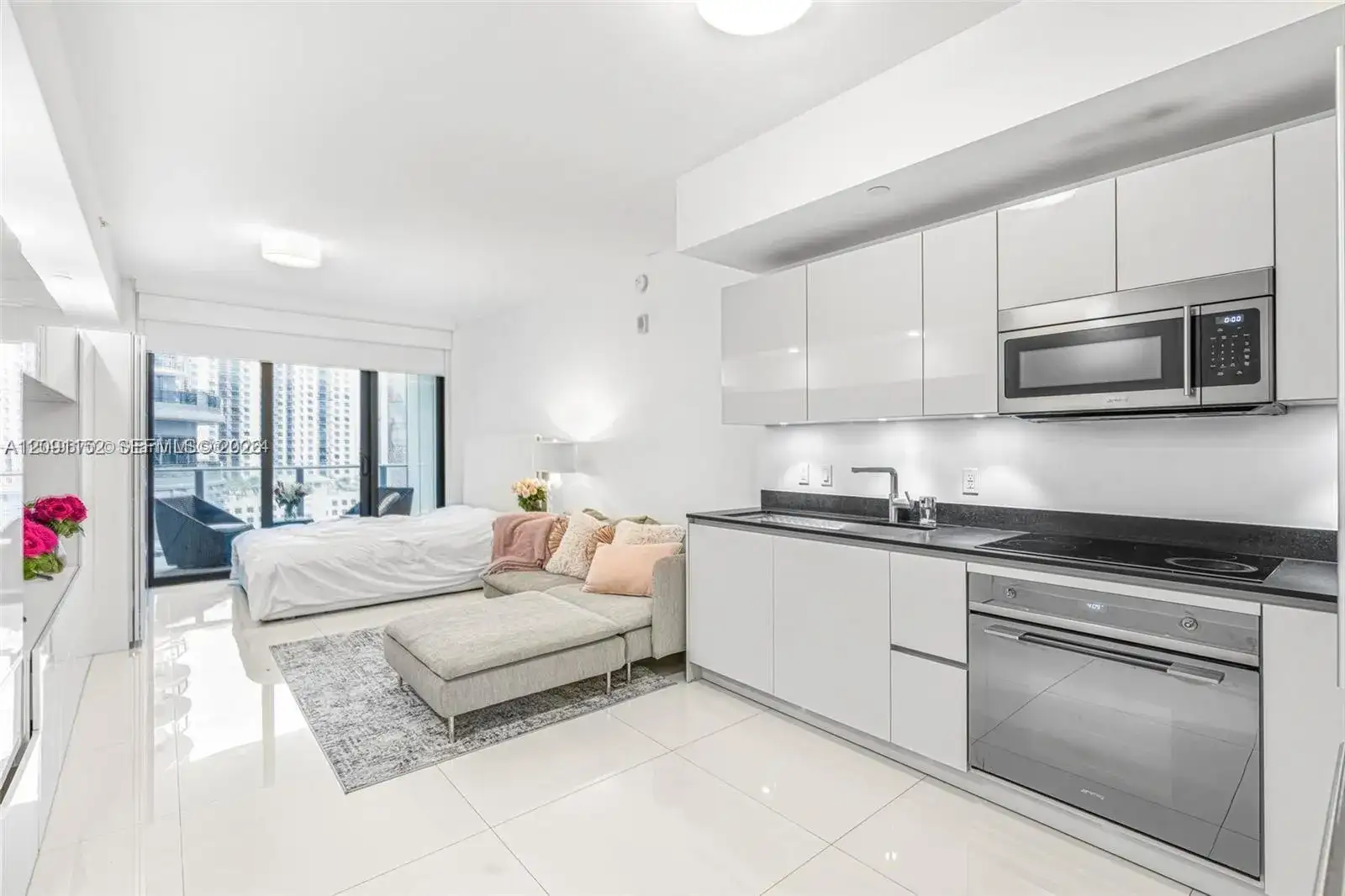 1010 Brickell Ave # 1710, Miami FL 33131 photo 3