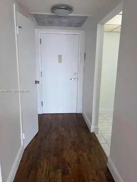 1000 Parkview Dr # 605, Hallandale Beach FL 33009 photo 2