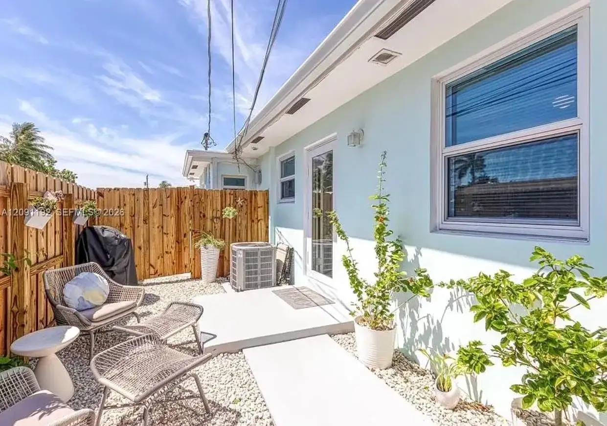 1411 NW 10th St # F, Dania Beach FL 33004 photo 5