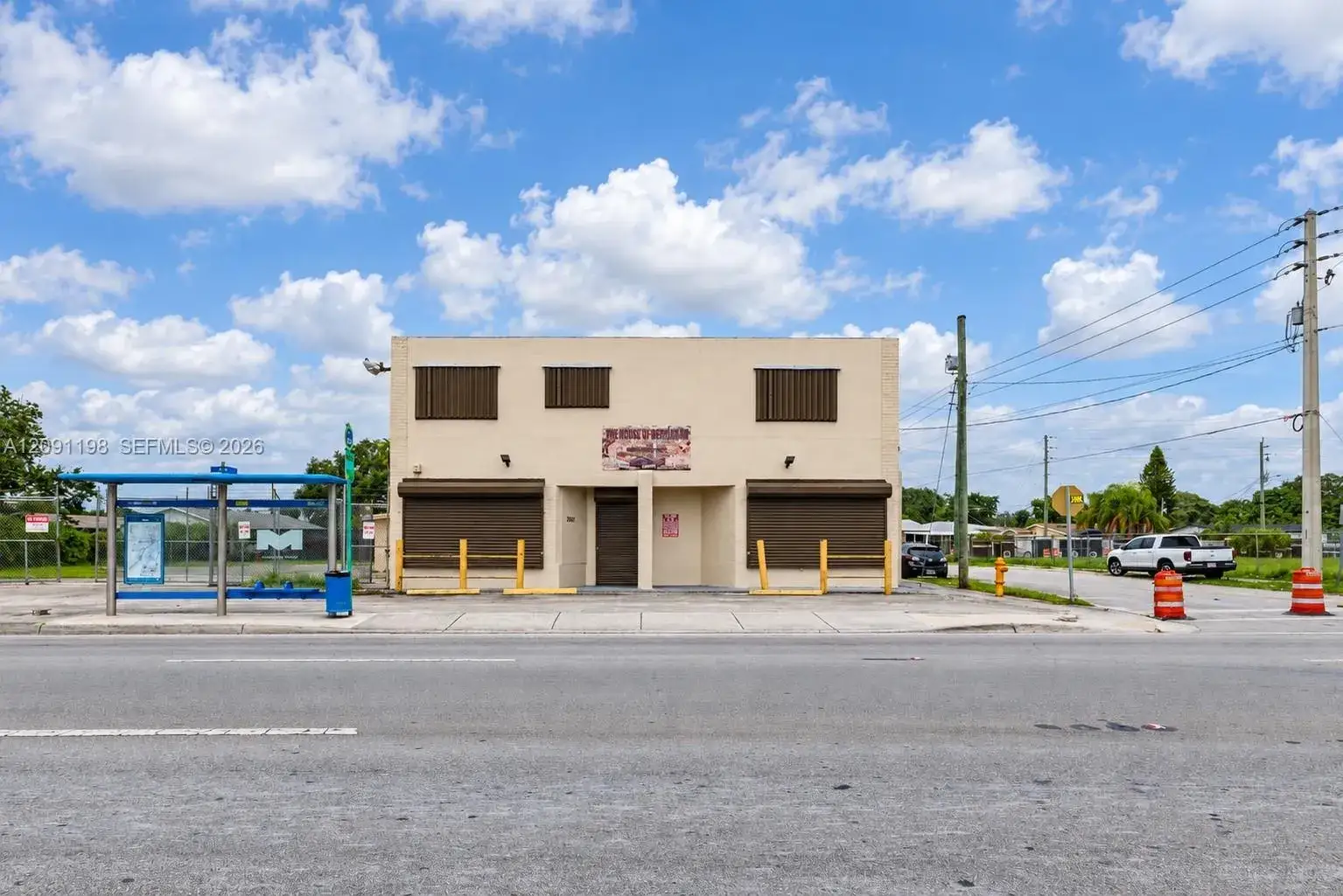 2401 NW 79th St, Miami FL 33147