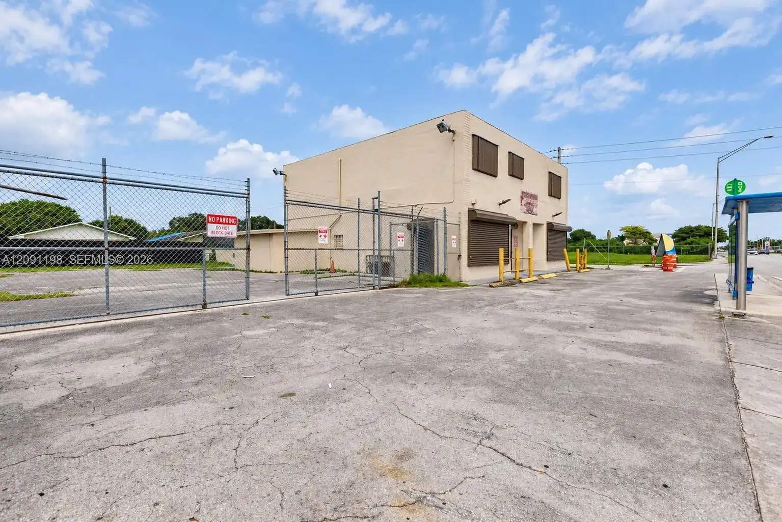2401 NW 79th St, Miami FL 33147 photo 3