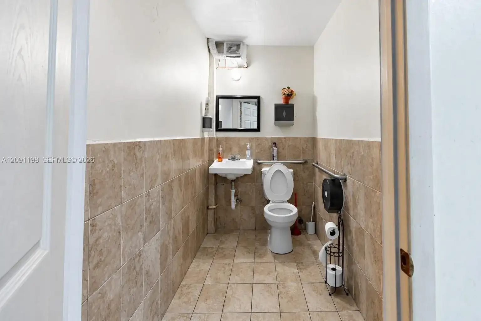 2401 NW 79th St, Miami FL 33147 photo 5