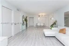 100 Bayview Dr # 521, Sunny Isles Beach FL 33160 photo 2