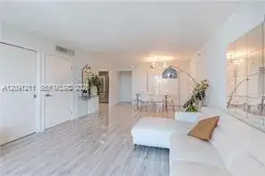 100 Bayview Dr # 521, Sunny Isles Beach FL 33160 photo 3