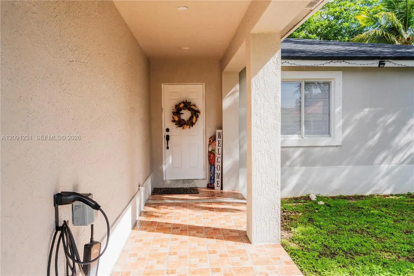 153 NW 6th St, Homestead FL 33030 photo 2