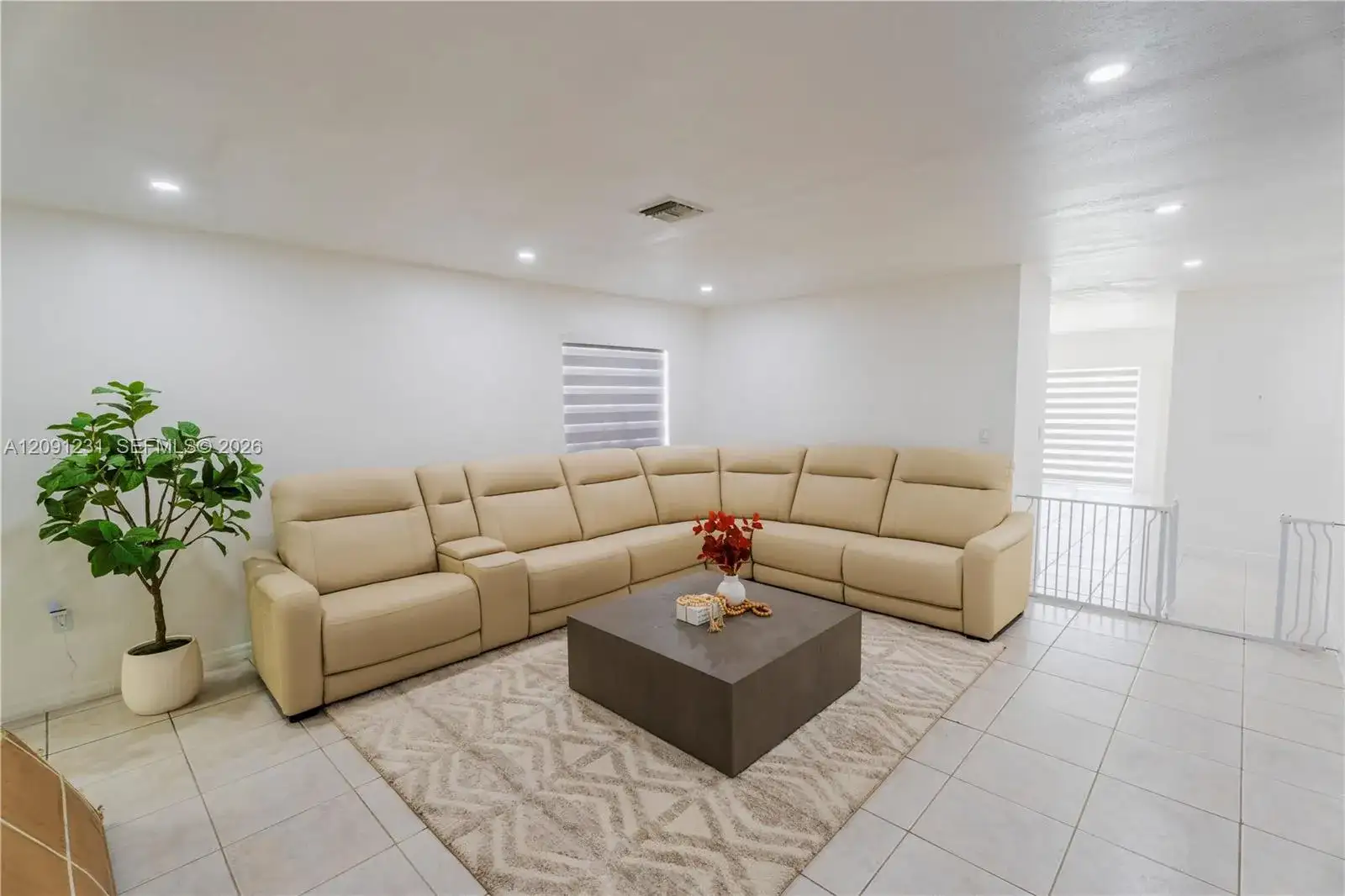 153 NW 6th St, Homestead FL 33030 photo 3