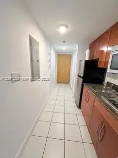 1200 Brickell Bay Dr # 2416, Miami FL 33131 photo 3