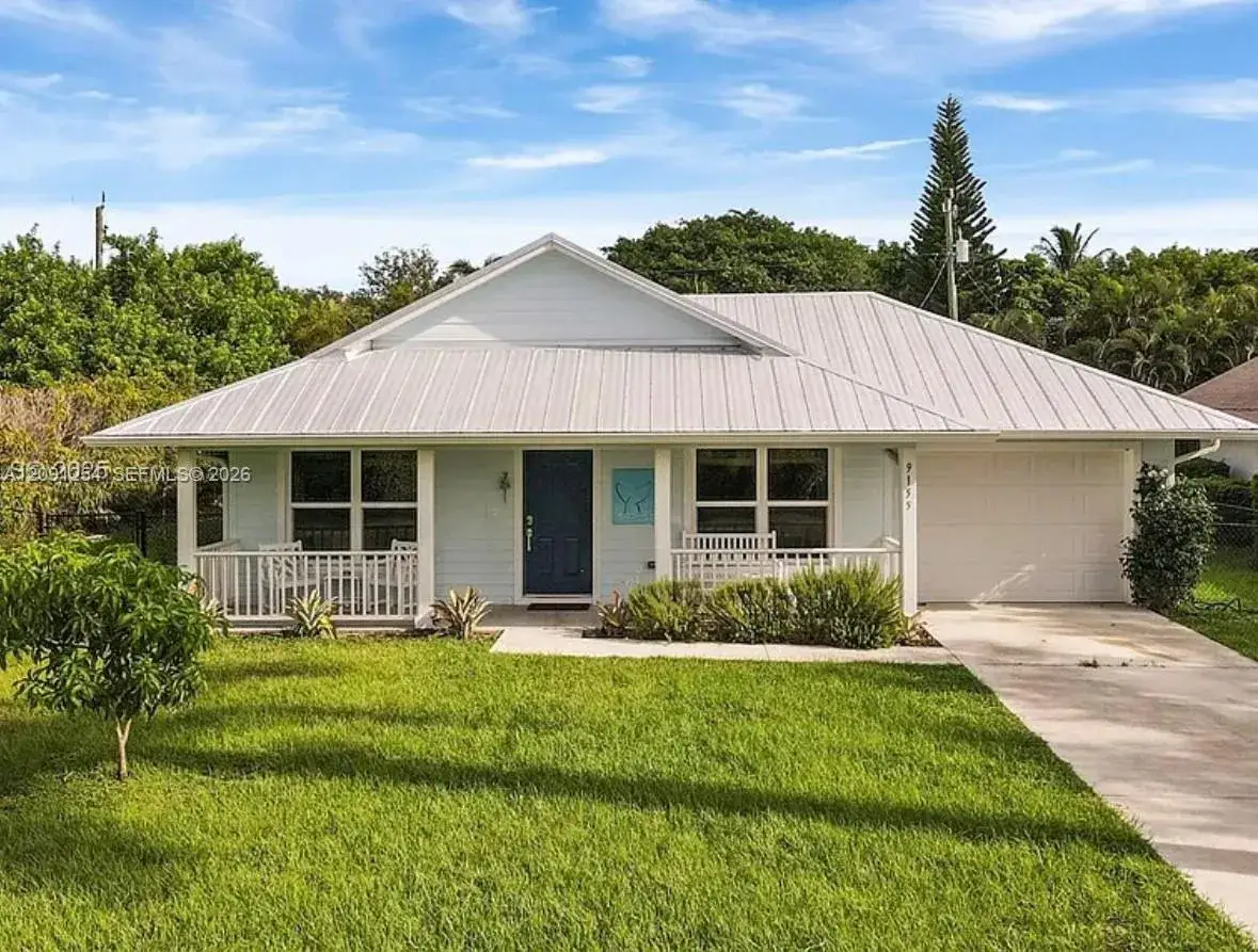 9155 SE Athena St, Hobe Sound FL 33455