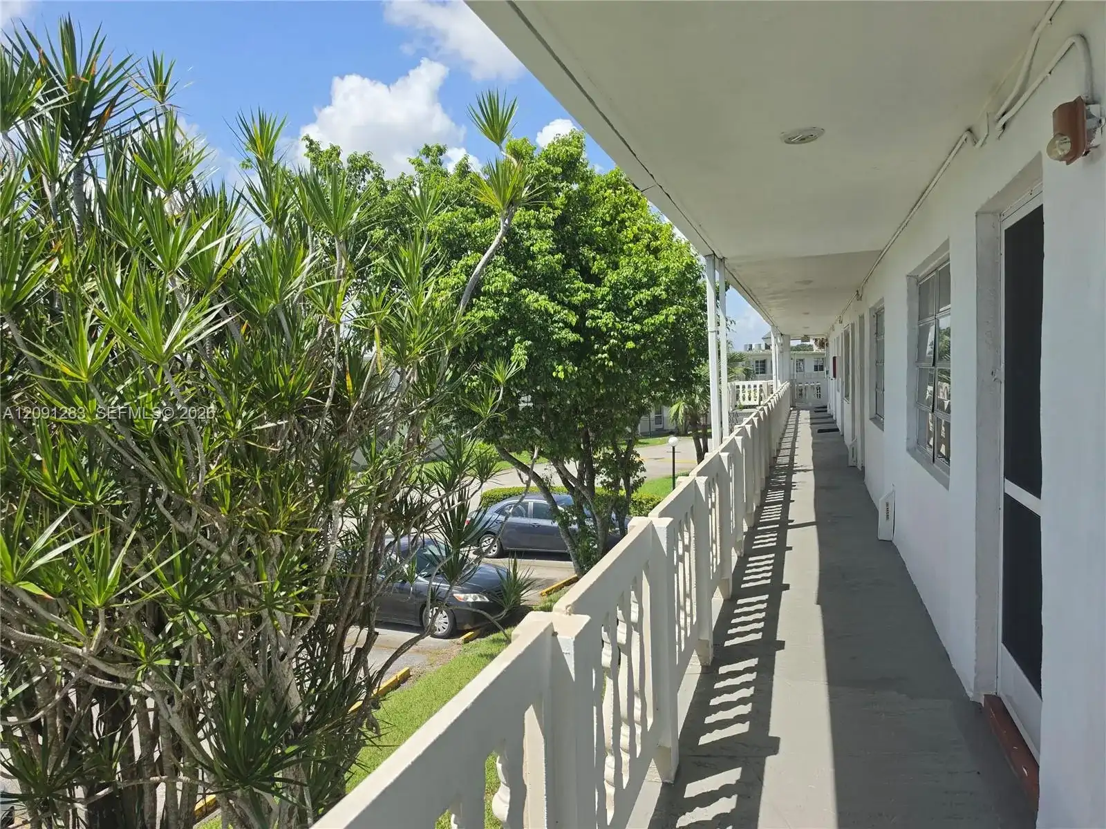 20210 NE 2nd Ave # V30, Miami Gardens FL 33179